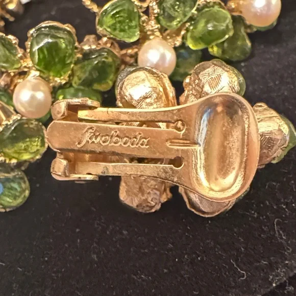 Vintage @1966 SWOBODA Green Peridot with Pearls Bracelet/Earring Set - Picture 2 of 5